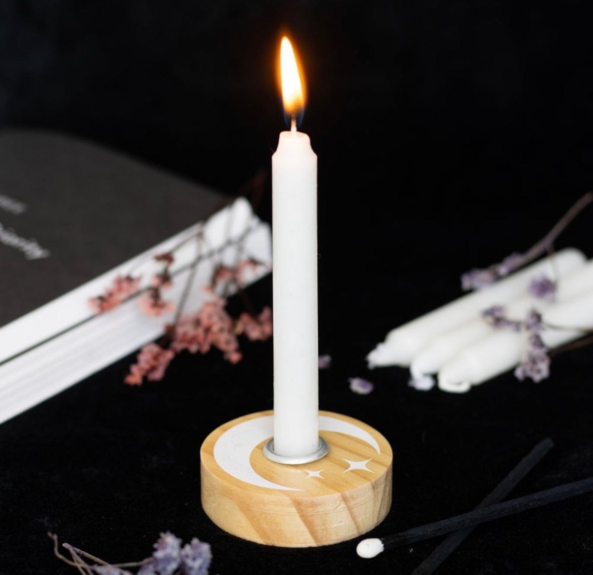 Plain underside of the natural pine moon and stars candle holder