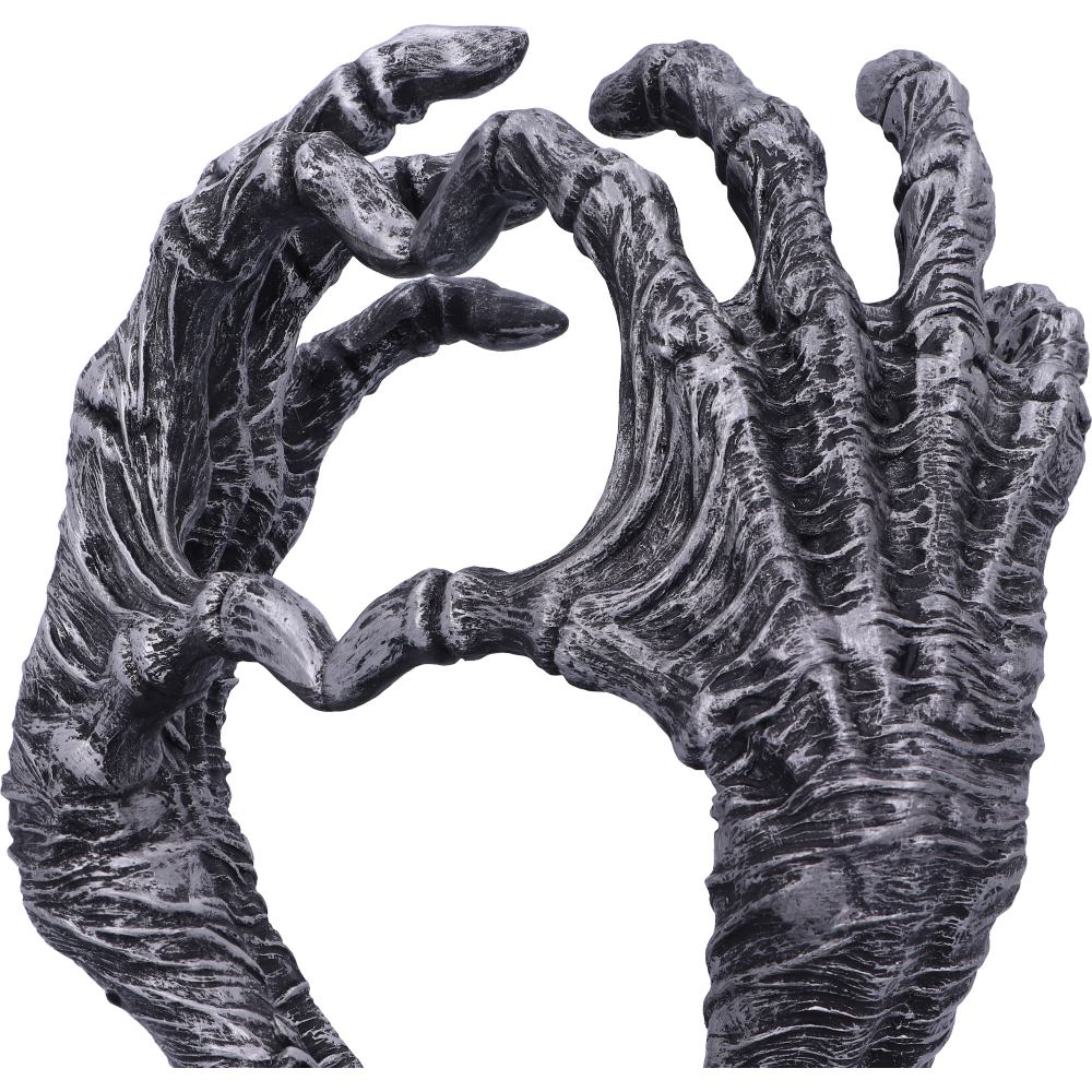 Skeleton hands heart jewellery stand - base tray detail