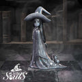 Little Souls Sparkle witch figurine - angle view