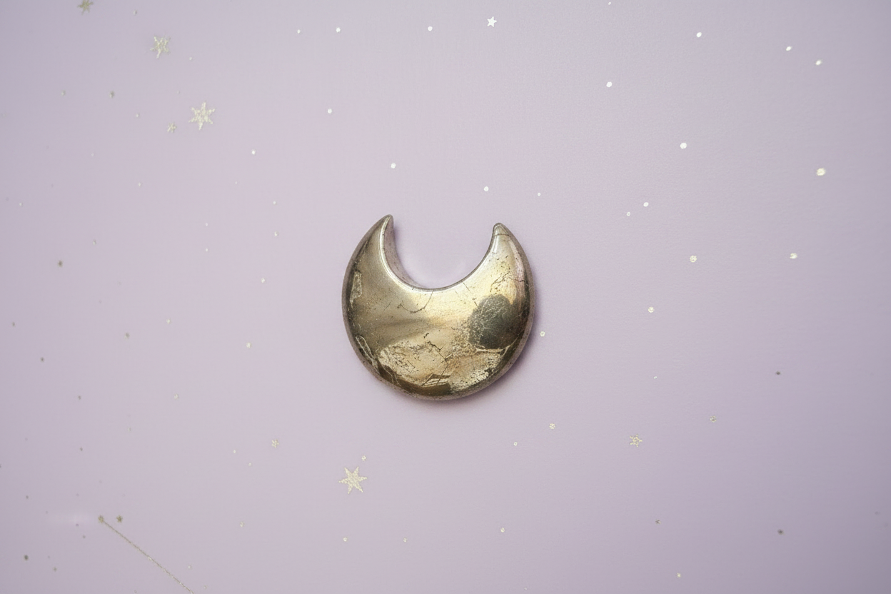 Pyrite Moon - centred, pale purple stars