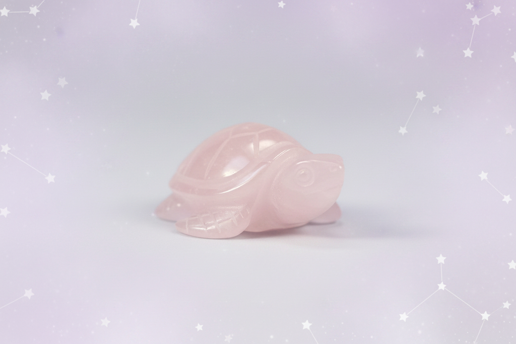 Rose Quartz Turtle - side front, pale purple stars
